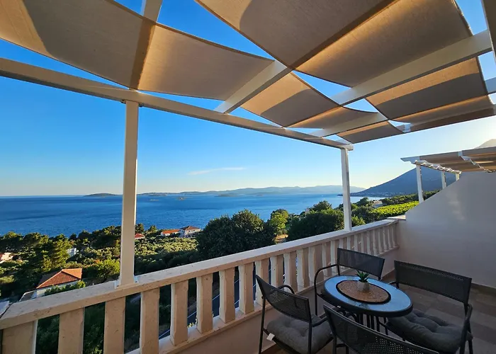 Apartmani Tolj