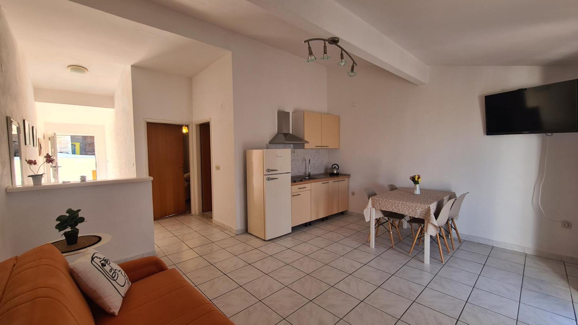 Tolj Apartment